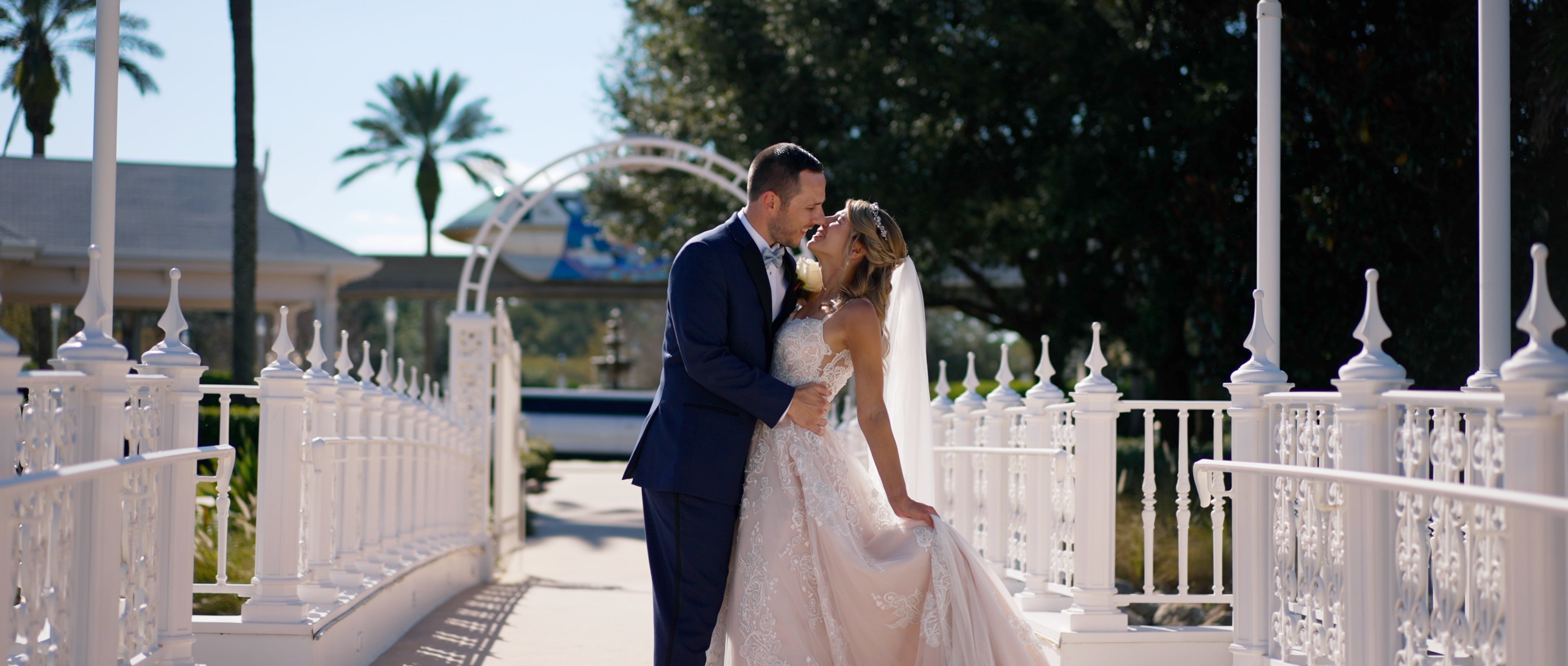 Video thumbnail for Grand Floridian Resort & Spa Wedding | Jillayne & Andy