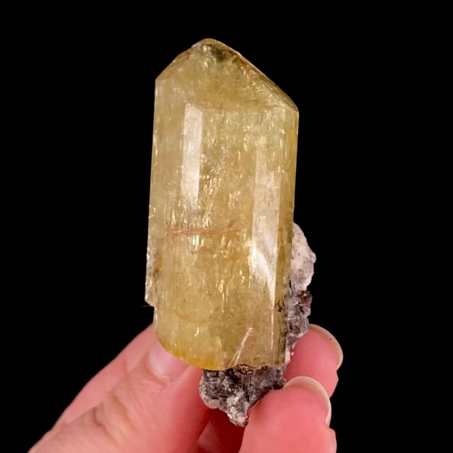 Fluorapatite