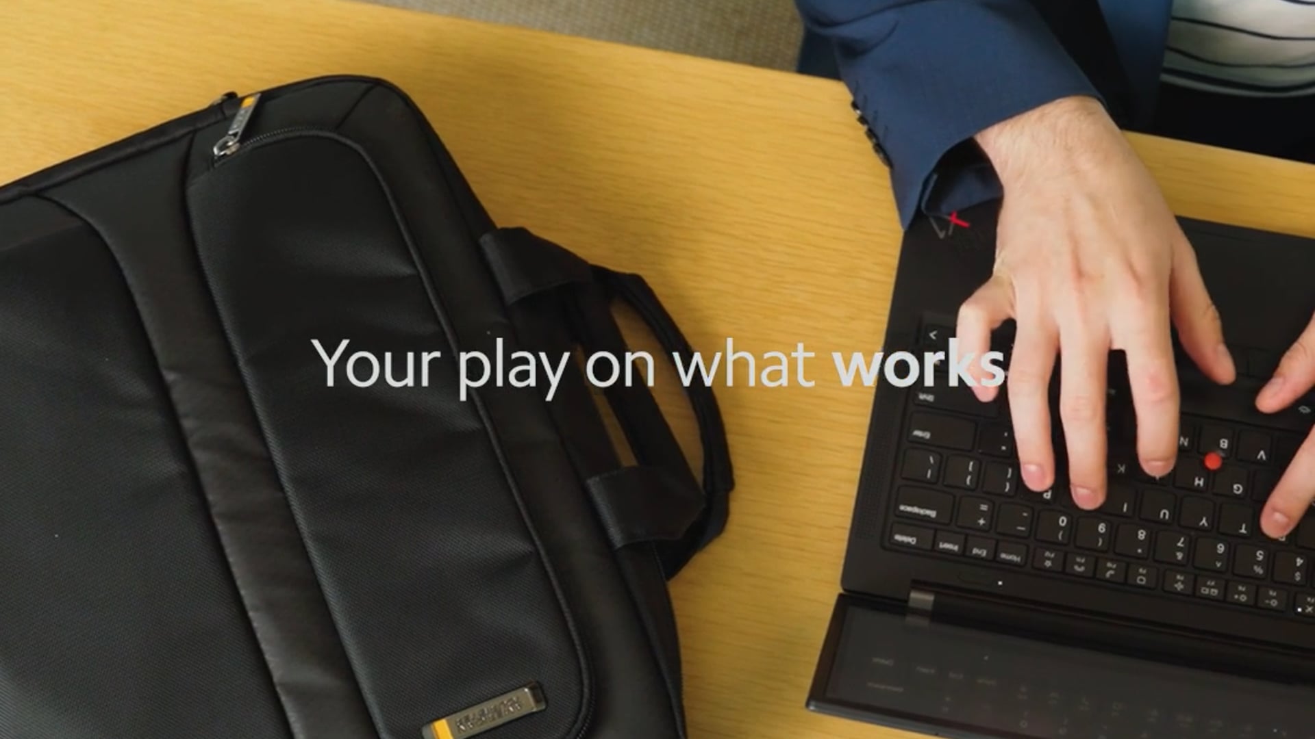 American Tourister | Your Play On What Works - Segno Briefcase