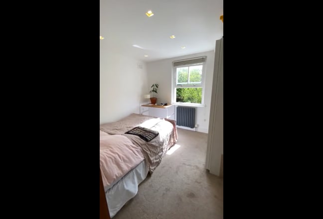 Room in South Hampstead flat  Main Photo
