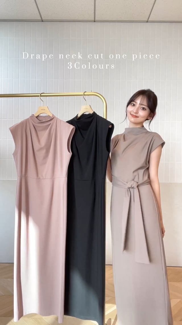 トレフォイル 新品未使用 アニュアンス ドレープネックカット