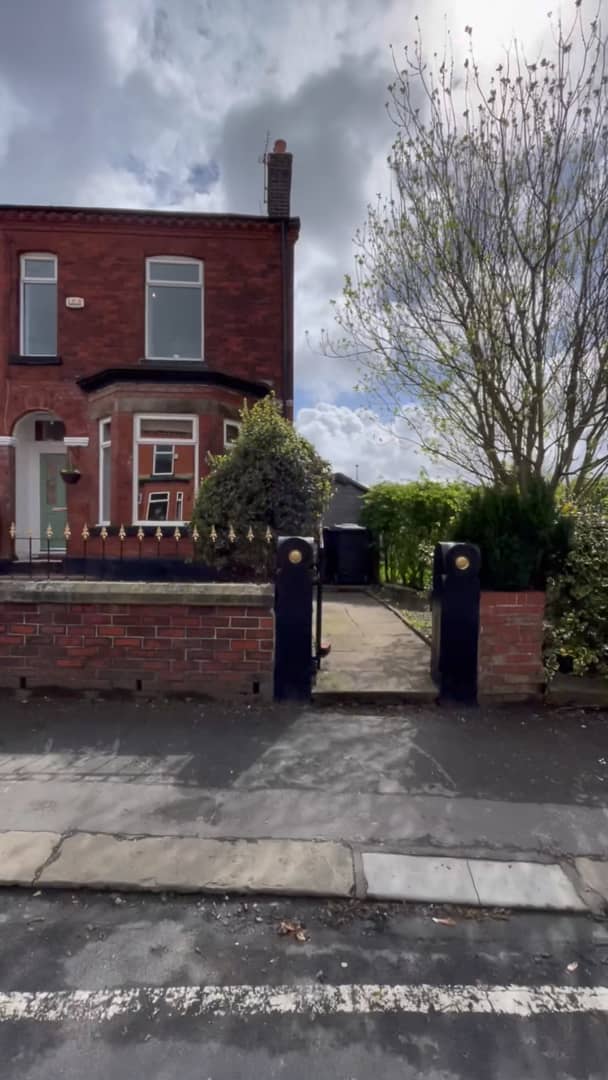 Hazelhurst Road, Worsley, M28 on Vimeo