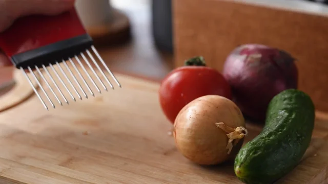 Onion and vegetable cutter - Spinalistips