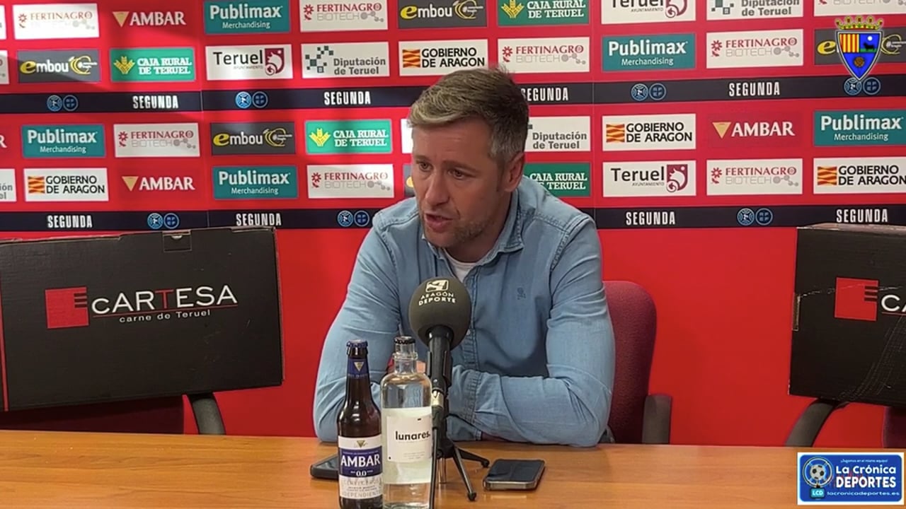 VÍCTOR BRAVO (Entrenador Teruel) CD Teruel 2-1 Valencia Mestalla / J30 / 2ª RFEF - Grupo 3 / Fuente: CD Teruel 