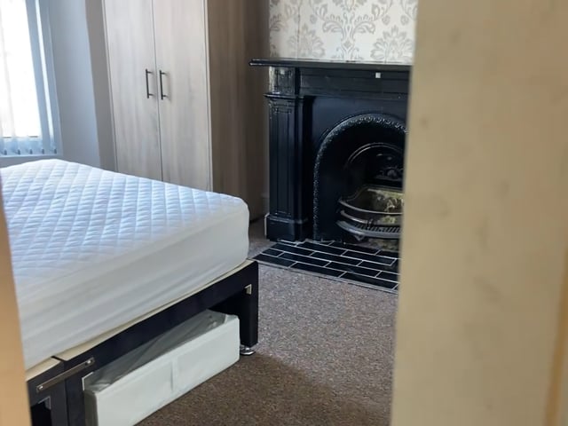 Video 1: Bedroom 1