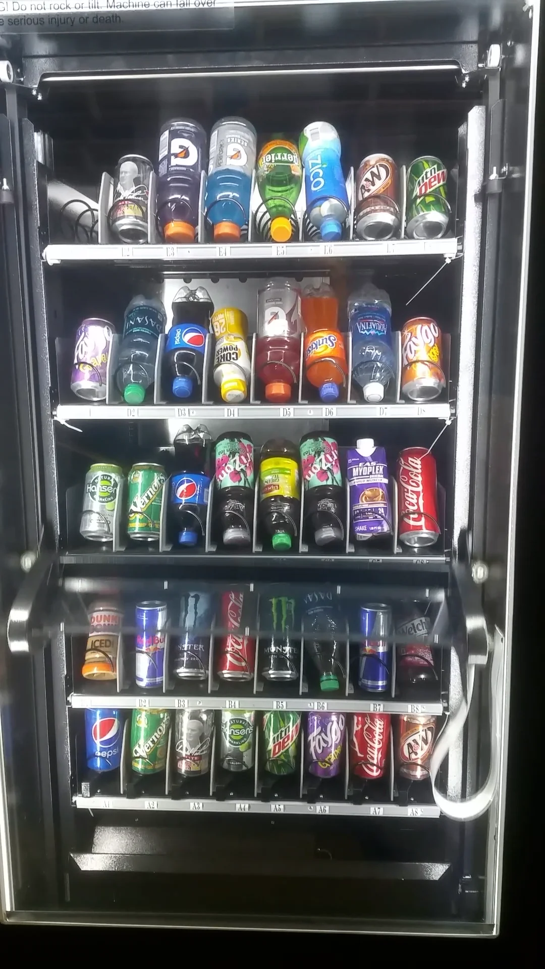 Piranha G540 Elevator Drink Vending machine