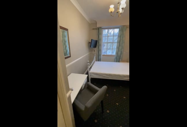 Video 1: Double ensuite