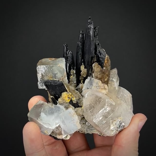 Fluorite, Ferberite, Quartz, & Muscovite