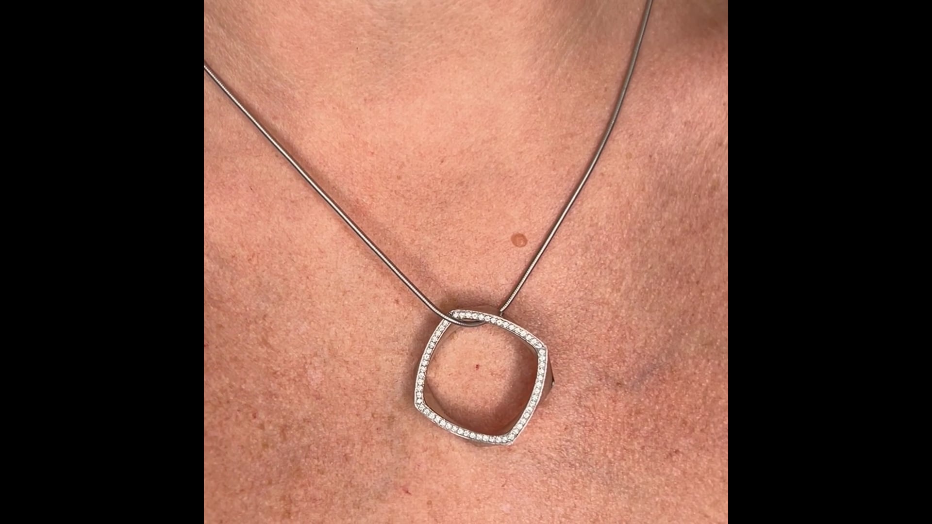 Frank Gehry Torque Tiffany & Co. Necklace in 18k White Gold