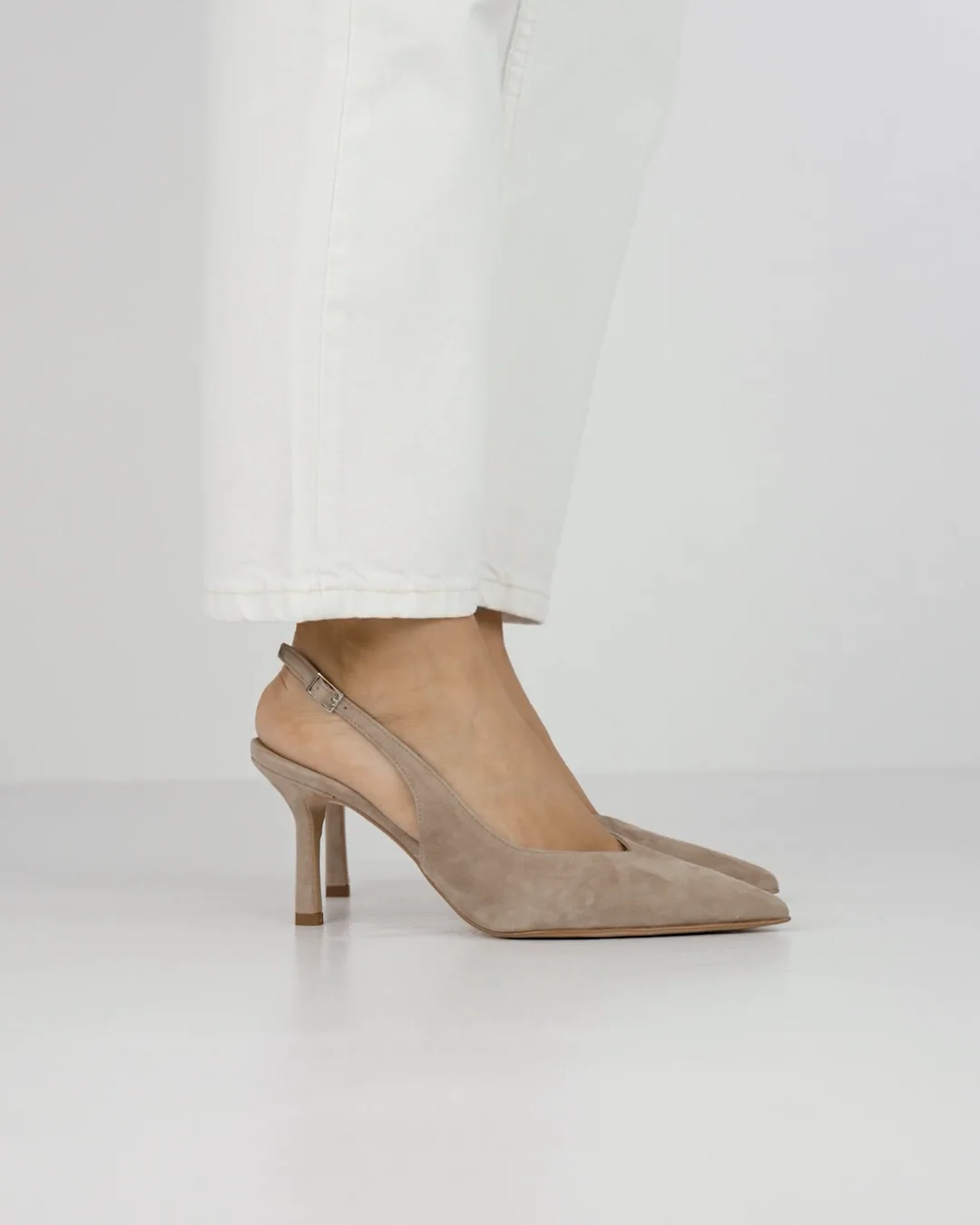 Pumps woman heel 7 cm beige suede | Barca Stores Pumps woman heel 7 cm beige suede | Barca Stores