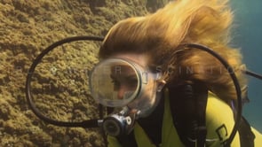 0493_female scuba diver vintage mask