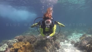 0529_scuba diver girl with vintage mask