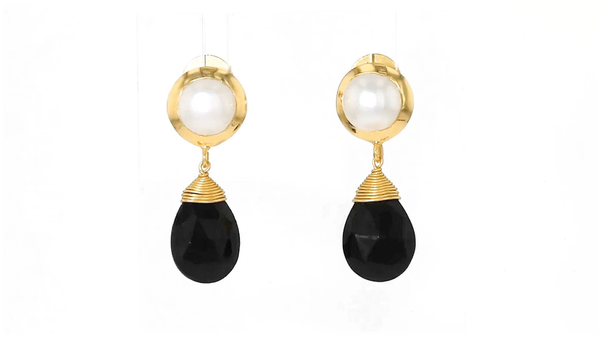 7.5-8mm Cultured Pearl and Black Onyx Drop Earrings in 18kt Gold