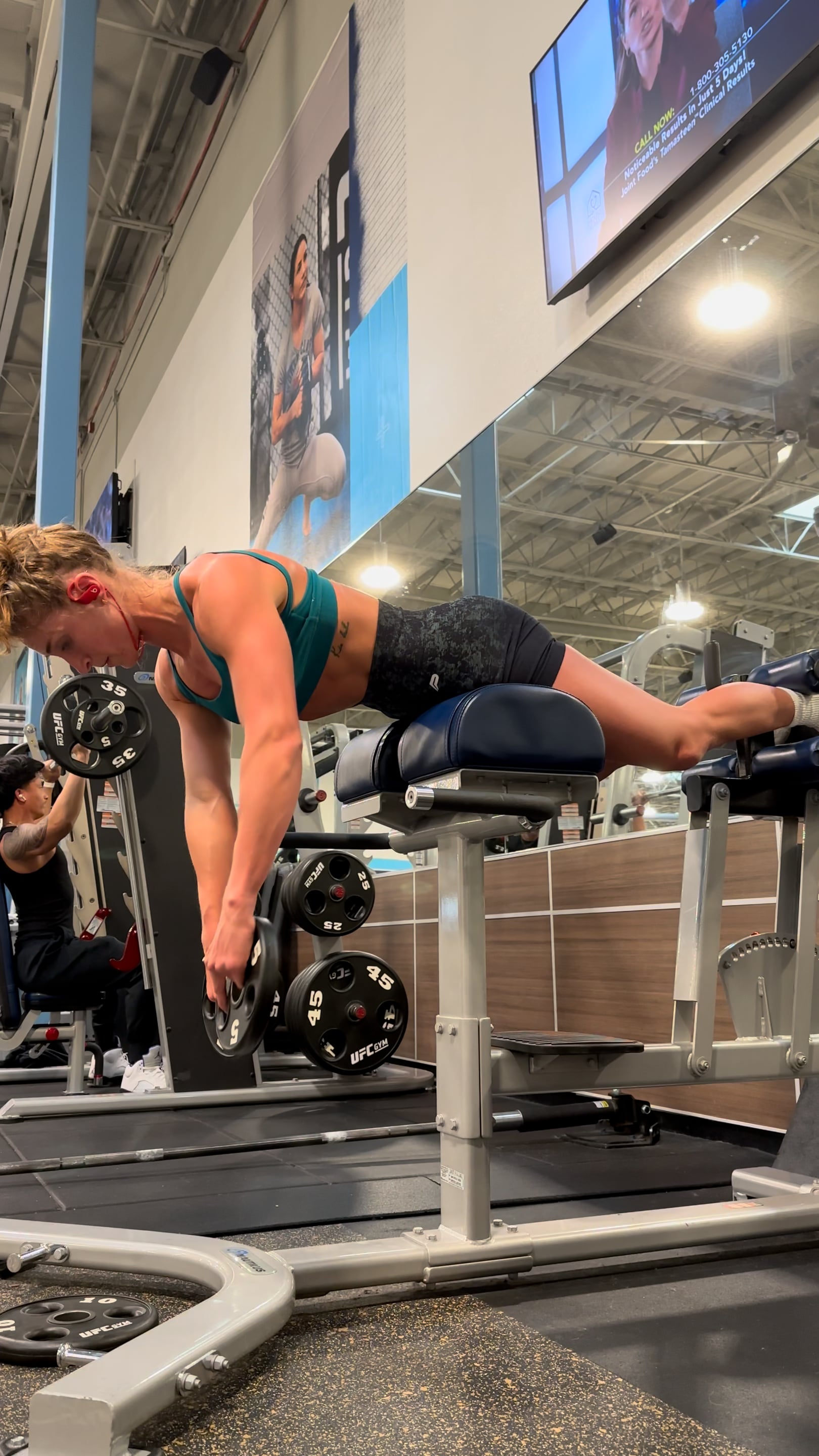 Iso GHR rear delt fly (unilateral) on Vimeo