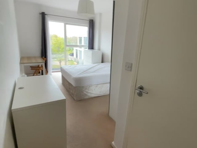 Ensuite Colindel double bedroom for single person  Main Photo