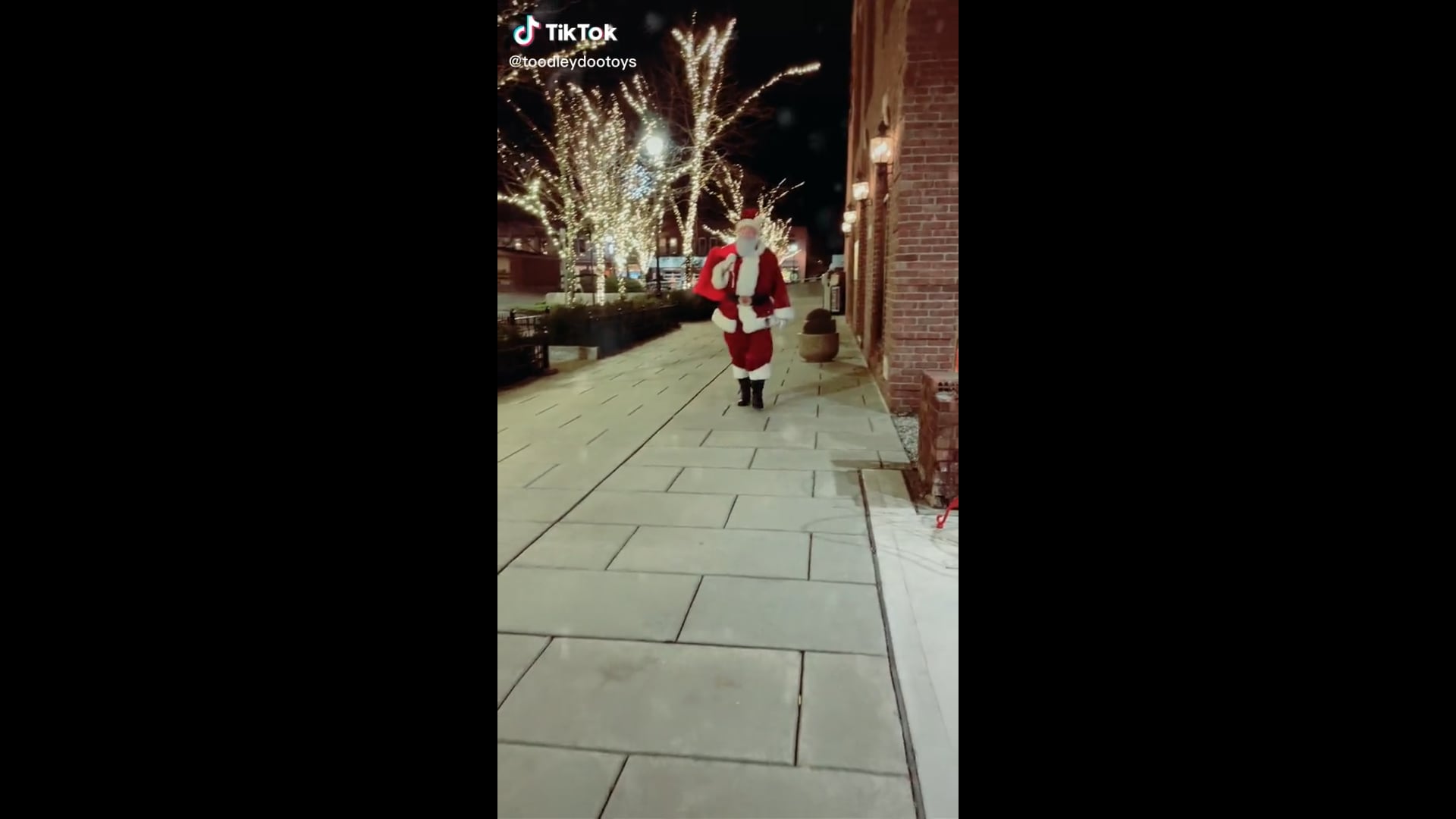 Promotional video thumbnail 1 for Santa Curtis Claus