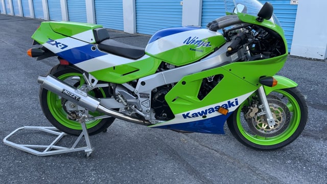 No Reserve: Original-Owner 1989 Kawasaki Ninja ZX-7 for sale on 