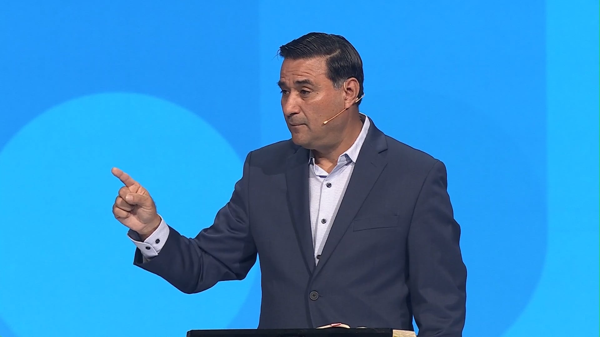 HFBC Message: Living Selfless for the Glory of God (Romans 15:1-13)