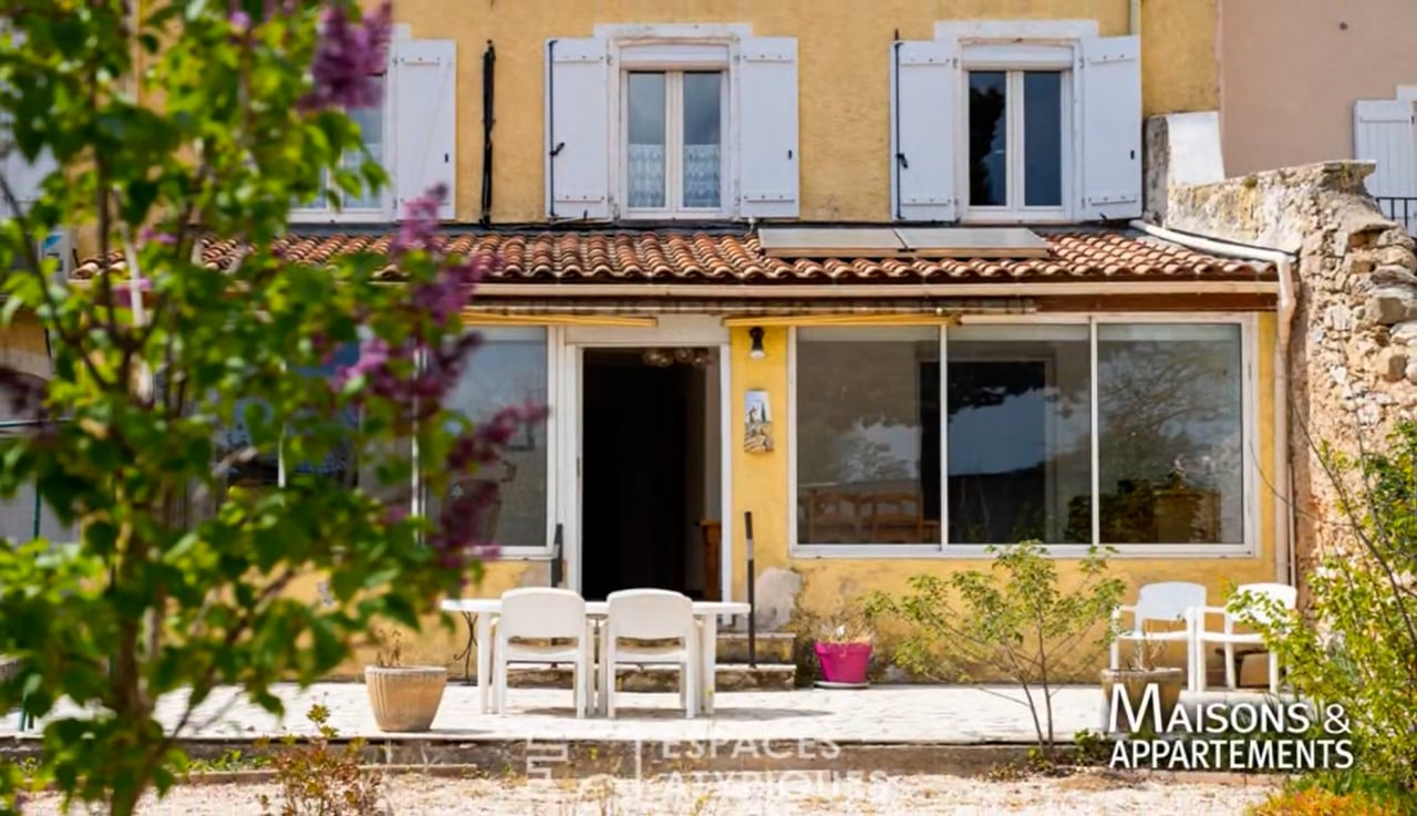 GARÉOULT MAISON A VENDRE 529 000 € 370 m² 11 pièce(s) on Vimeo