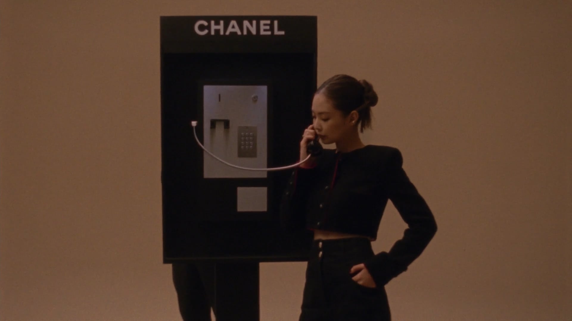 Chanel - Encounters