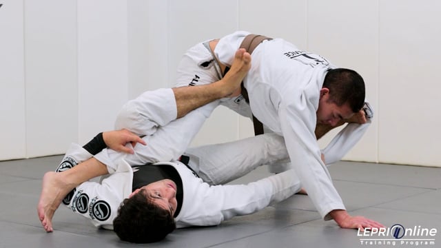 De La Riva with Lasso to One Leg X Sweep