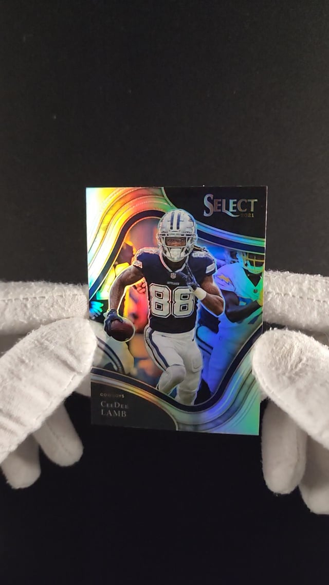 2021 Select Field Level Silver Prizm CeeDee Lamb #311 MBA AUTH