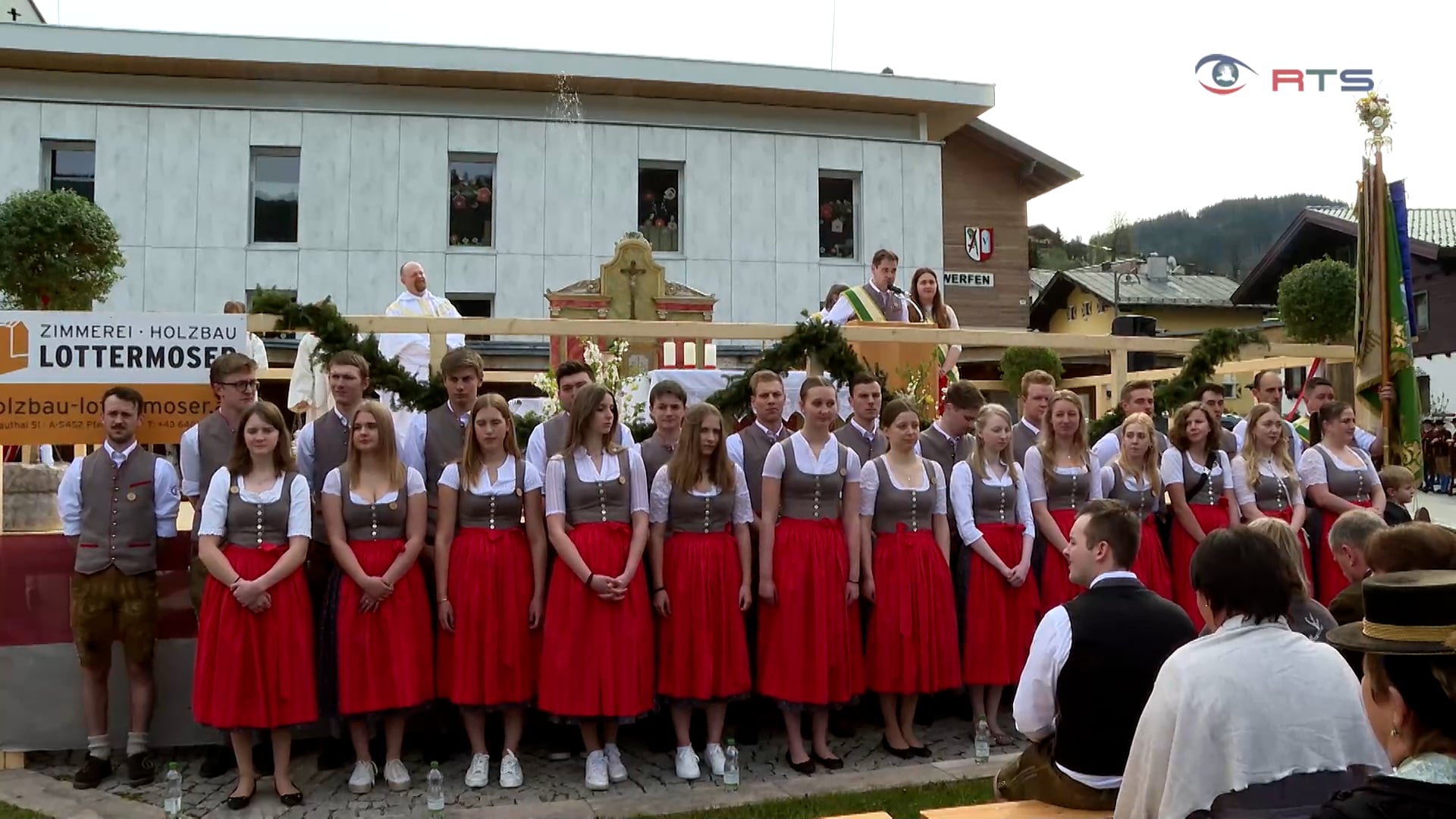 ein-fest-fuer-freunde-das-jubilaeumsfest-der-landjugend-in-pfarrwerfen