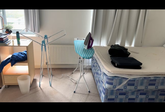 Video 1: Bedroom desk