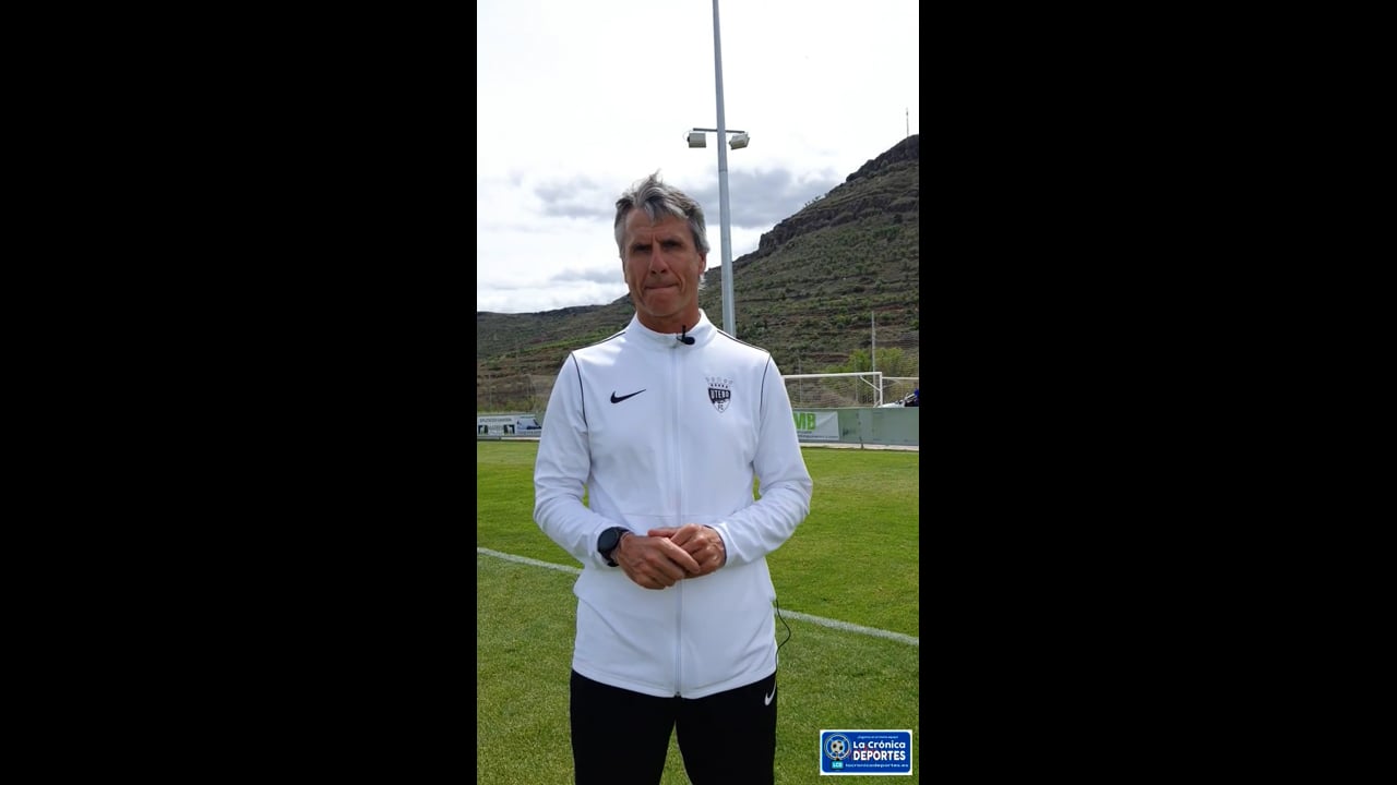 JUAN CARLOS BELTRÁN (Entrenador Utebo) CD Brea 1-1 Utebo FC / J32 / 2ª RFEF - Grupo 2 / Fuente: Utebo FC