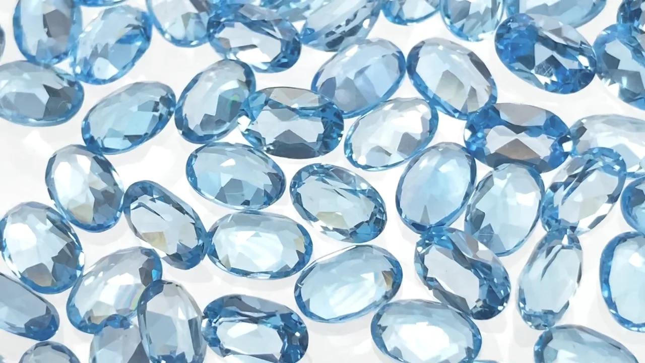 スイスブルートパーズ ルース オーバルファセットカット6×4mm 3粒