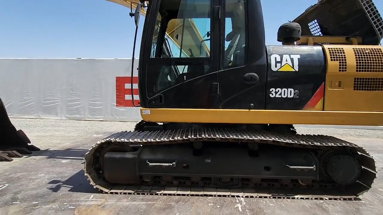 Caterpillar 320D2 Abu Dhabi May 2023 on Vimeo