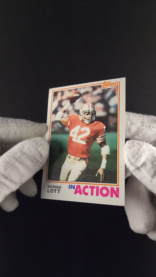 1982 Topps Ronnie Lott