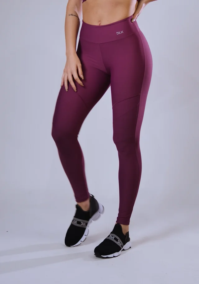 Calça legging poliamida com recortes vinho básica