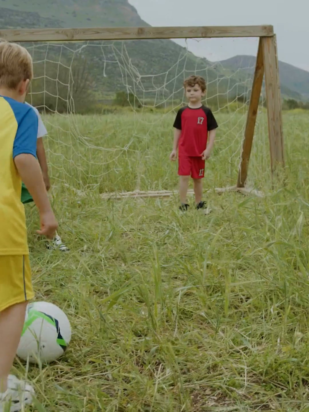 חליפת כדורגל יוניסקס בכיתוב אישי