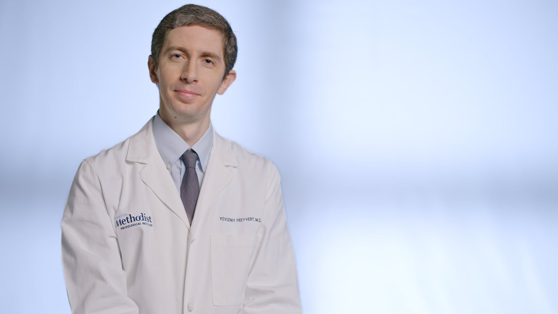 About me video of Dr. Yevgeniy Freyvert
