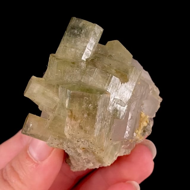 Fluorapatite on Quartz