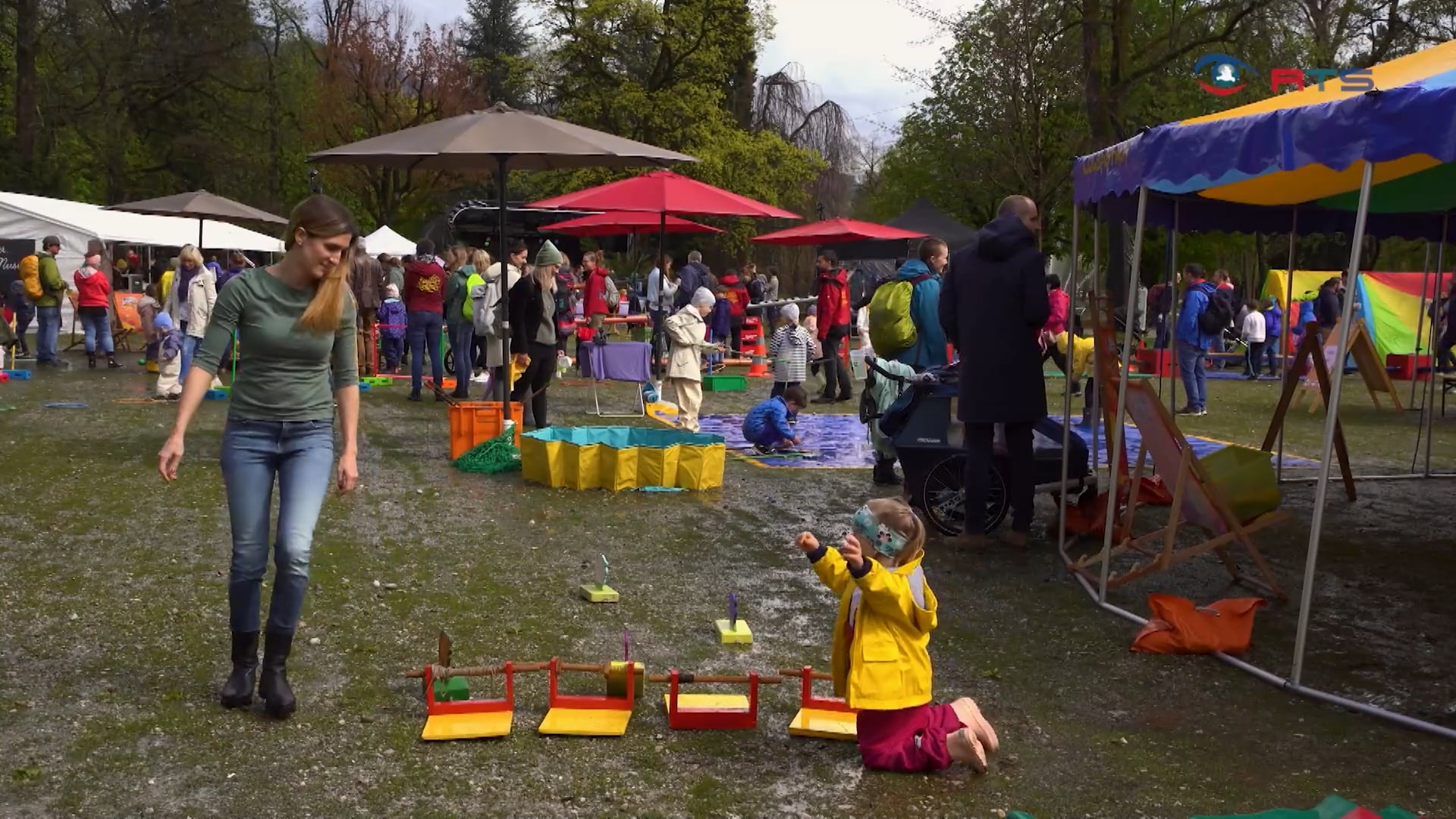saison-eroeffnung-im-volksgarten-stadt-salzburg-ein-nettes-fest-fuer-die-kleinen-kinder