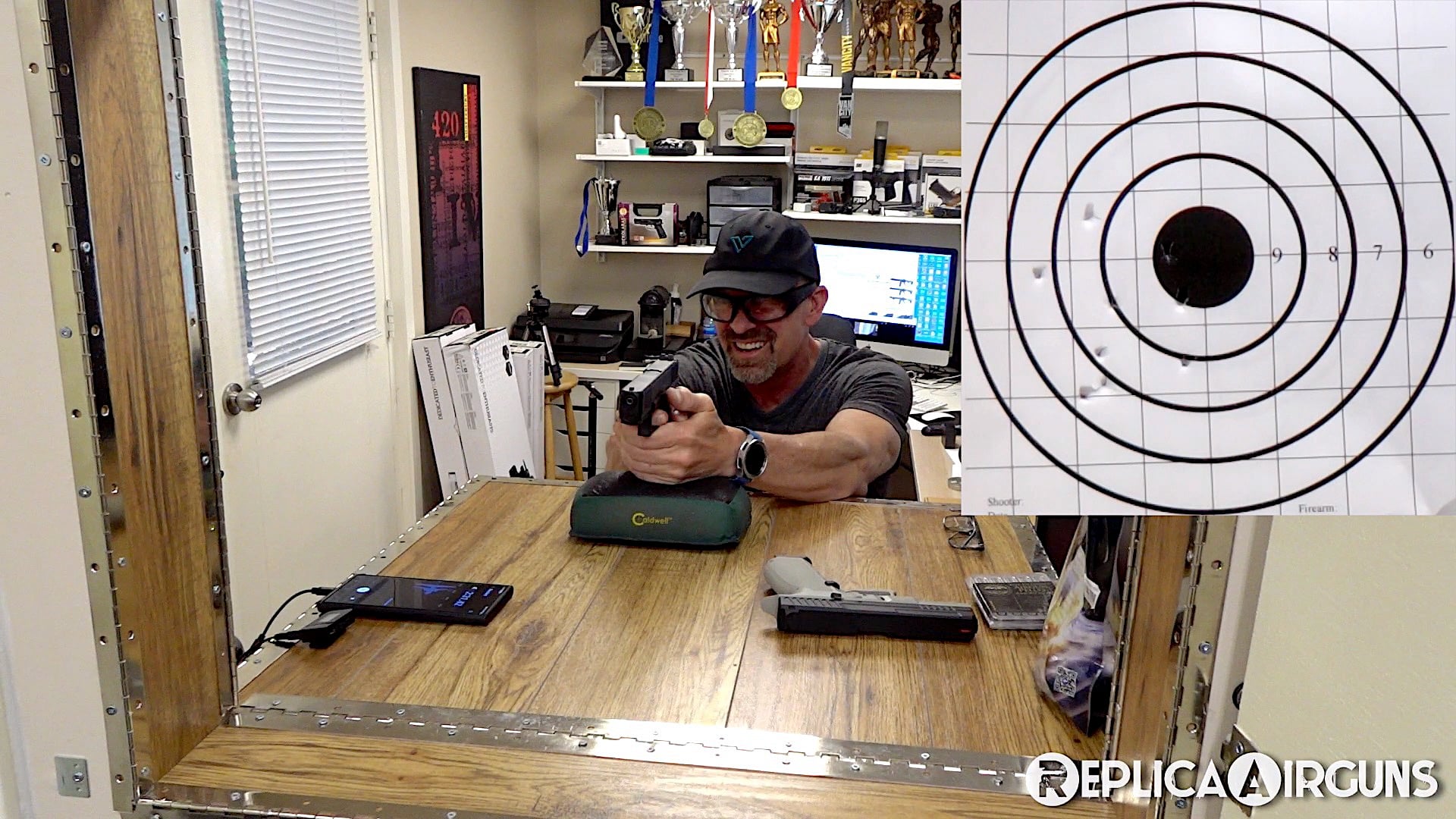 Umarex Glock 17 Gen 5 CO2 Blowback Pellet Pistol Field Test Review