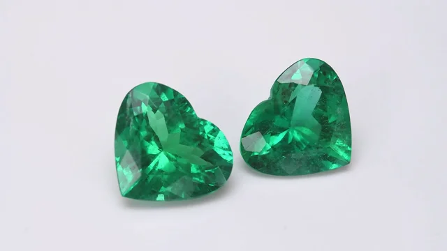 Heart hot sale shaped emerald