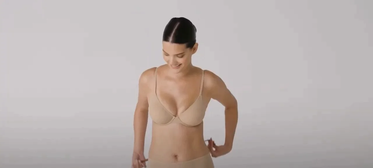 How To Measure Your Bra Size_video_2 on Vimeo