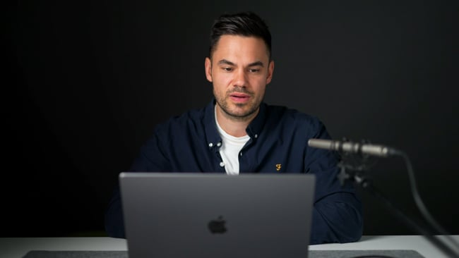 Conversion Werte, Produkte, Währung, Transaktions-ID übergeben