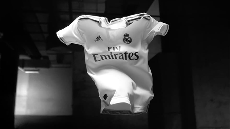 NIVEA  – Black & White – Real Madrid