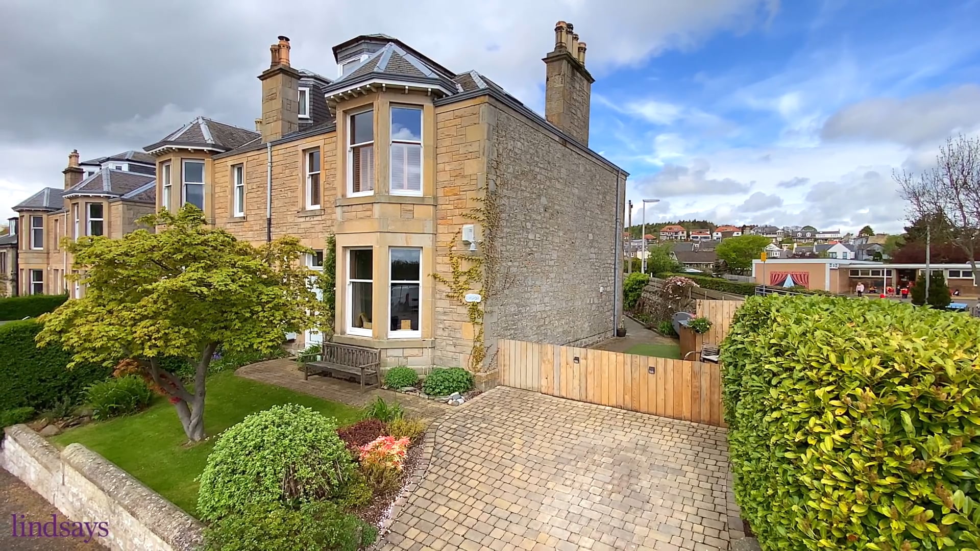 SCENEINVIDEO 8 Home Park Aberdour Burntisland KY3 0XA on Vimeo