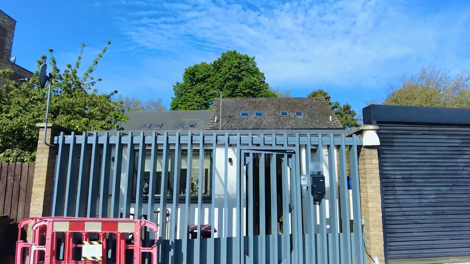 Virtual Viewing of Helmsley Place, Hackney, E8, 2 bedroom Detached