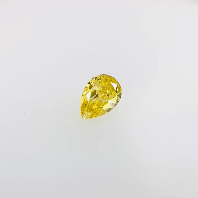 FANCY VIVID YELLOW 0.167ct PS/RT2047/CGL