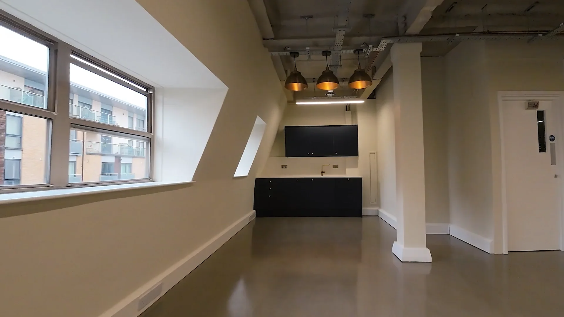 Metropolitan House Suite 6 on Vimeo