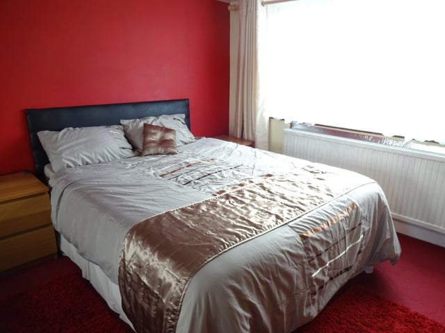  Double Room with Ensuite Single Occupancy  Main Photo