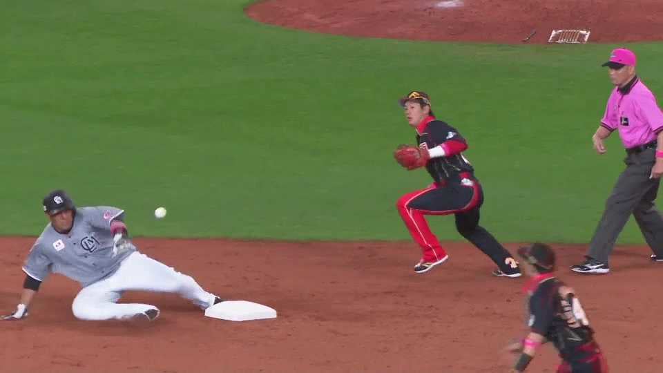 【3回表】マリーンズ・井上晴哉 5年ぶりの盗塁成功!! 意表を突いたプレーで勝ち越し点をもたらす!!  2023年5月14日 北海道日本ハムファイターズ 対 千葉ロッテマリーンズ