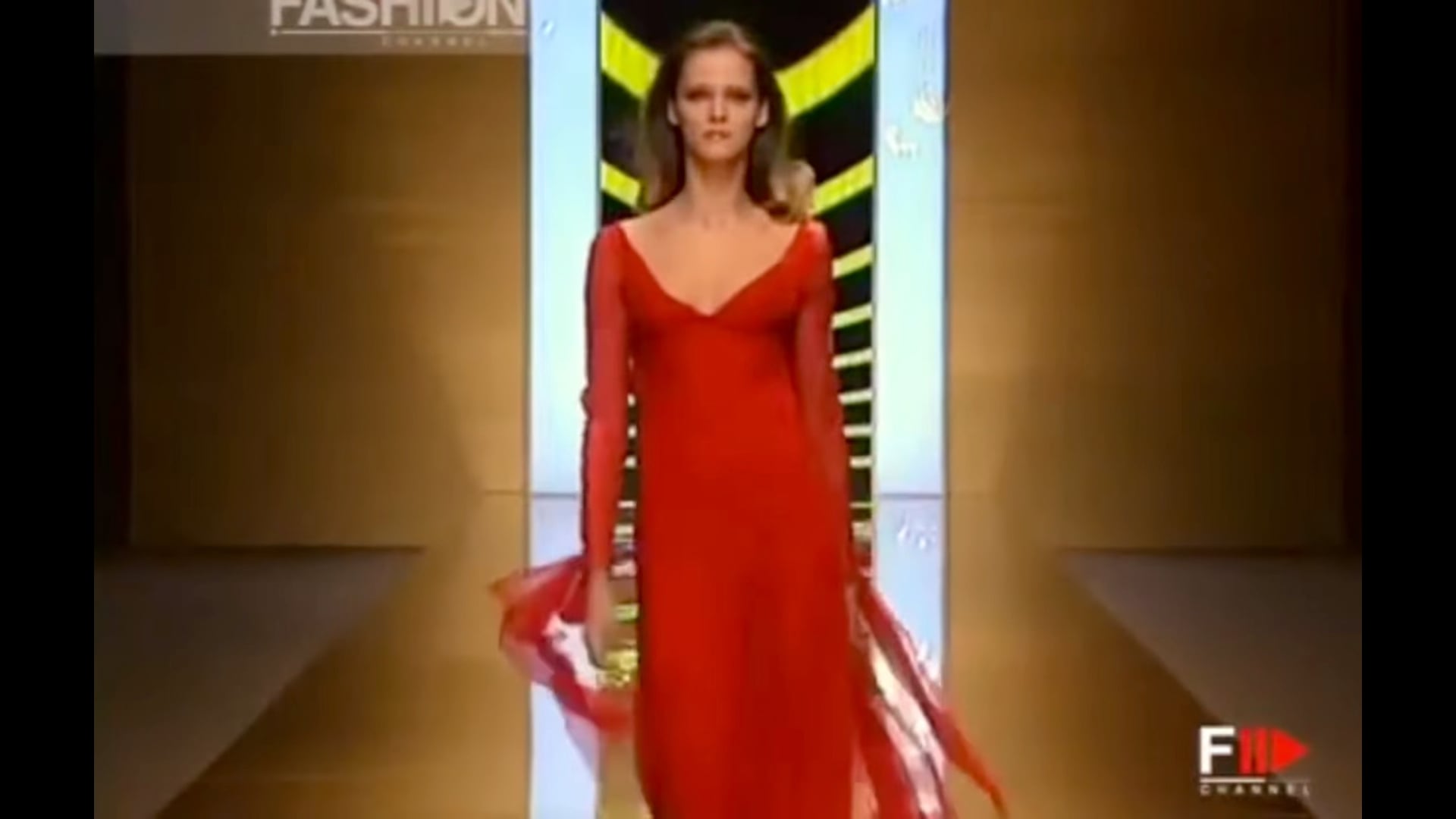 NWT F/W 2002 Valentino Garavani Runway Finale Red Silk NWT F/W 2002 Valentino Garavani Runway Finale Red Silk