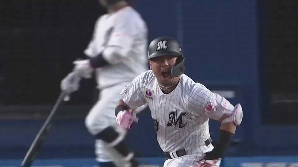 【3回裏】打球はレフト前へ!! マリーンズ・大下誠一郎 移籍後初ヒットを放つ!!  2023年5月17日 千葉ロッテマリーンズ 対 オリックス・バファローズ